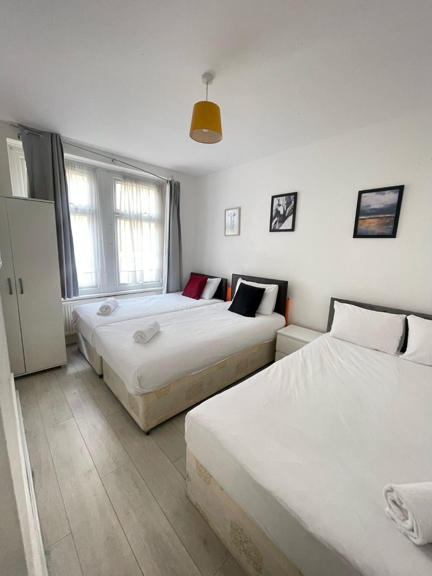 Lovely 2 Bed Flat 2 Floor Miles 런던 외부 사진